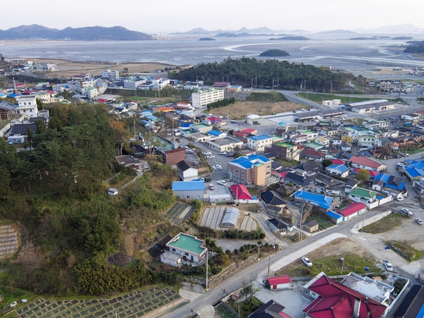 지도 향교 및 지도읍전경 4