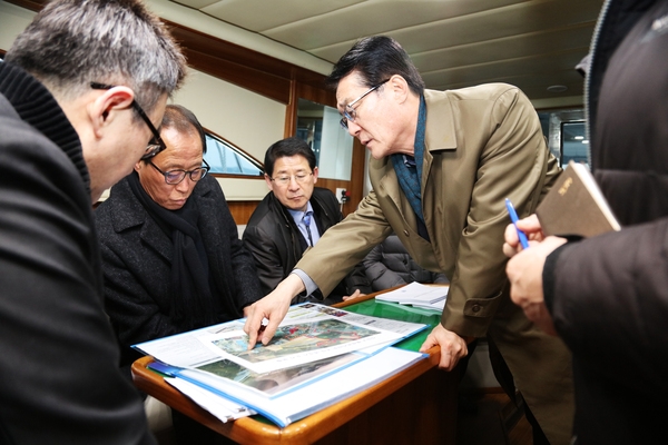 2019.02.20 하의면 천사조각상공원,정치사진박물관,신의면 동아시아 평화와 인권박물관 선상용역보고회 1