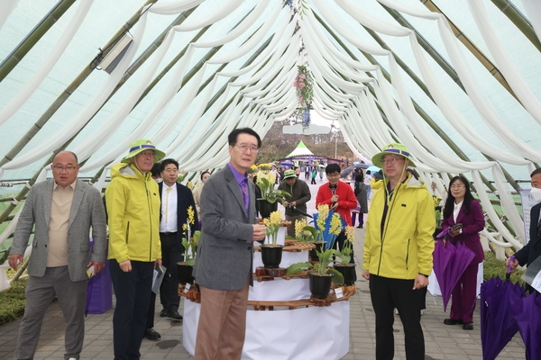 2023.04.14  전국 새우란 축제 방문(자은 뮤지엄파크) 4