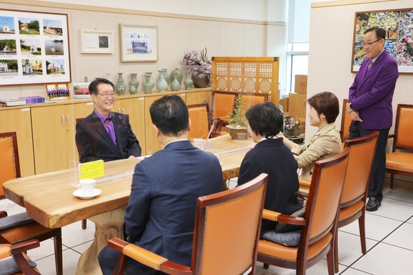 2023.04.28  이클레이지방정부 가입증서 전달식 교육 5