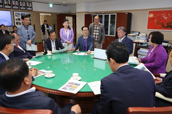 2023.06.09  신안군의회 방문 1