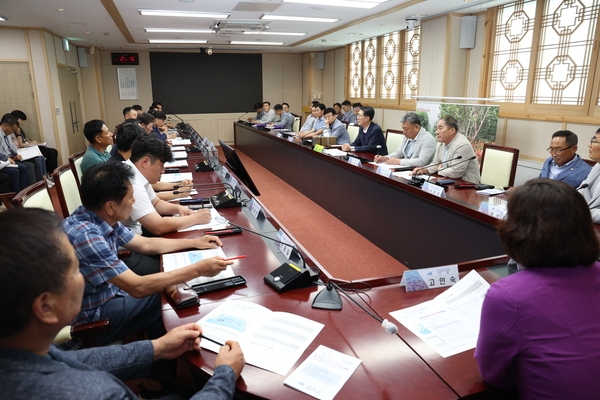 2023. 08. 28   신안군청 영상회의실-일본 후쿠시마 원전 오염수 방류대책 긴급회의 4