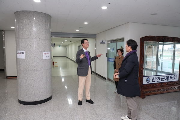 2024. 01. 31    압해읍 - 신안군 공설운동장 현장점검 2