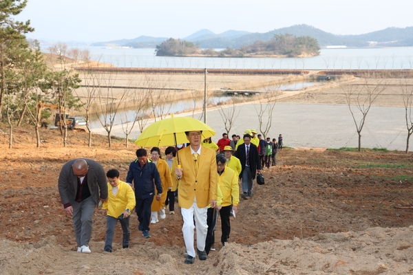 2024. 03. 14   압해읍 고이도 갯국공원조성 현장점검 3