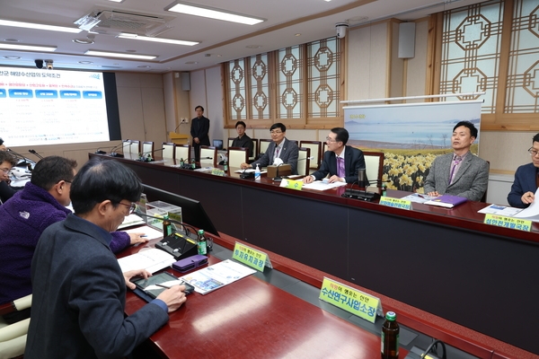 2024. 03. 28   신안군 수산업 1조원 시대를 위한 전략수립 연구용역 보고회 5