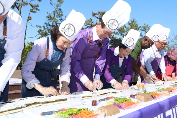 2024.04.27   신안 세계 김밥페스타 개막식 4