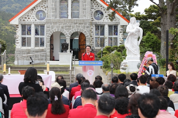 2024.05.04  흑산성당 선교사의 집 묵상의집 축복식 1