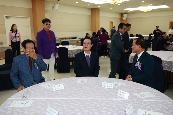 2024.10.23_제72주년 재향군인의 날 및 안보강연 방문 4