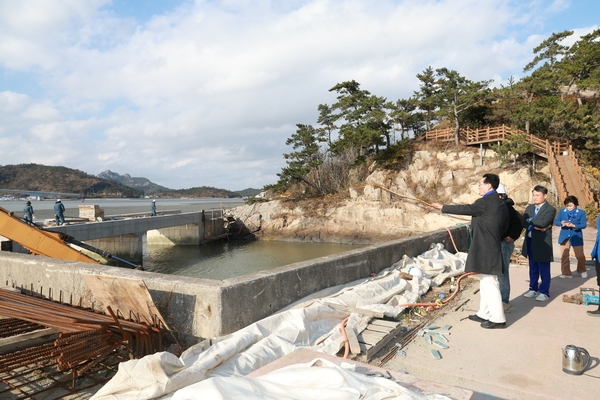 2024.12.06_ 도초면 임도조성 건설 공사현장 방문 1