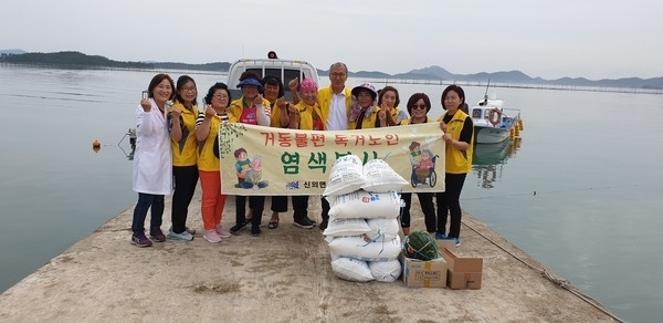 낙도까지 찾아가는 봉사활동..'신안군 신의면 자원봉사자회 염색봉사 실시'1