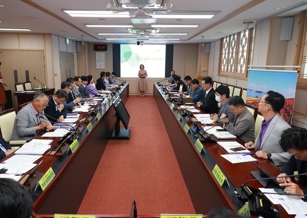 신안군, 5급 이상 공무원 대상 폭력예방 통합교육 실시..'성인지 감수성 향상을 통한 조직문화 개선 기대'1