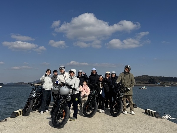 가족끼리 요리도 하고, 자전거도 타고..'신안군, 가족과 함께하는 워케이션 운영'1