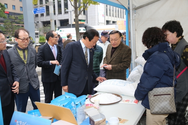 제3회 서울김장문화제에 “신안천일염” 홍보·판촉 3