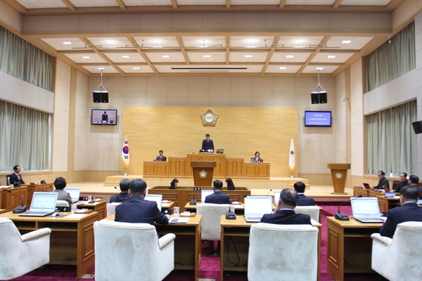 신안군의회 제275회 임시회 개회..