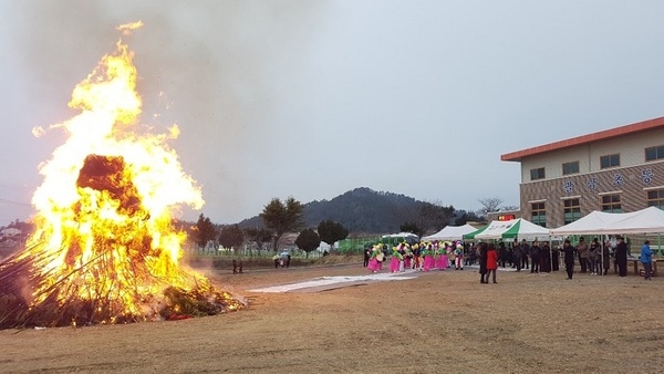 팔금면, 풍요기원 정월대보름 행사 개최..