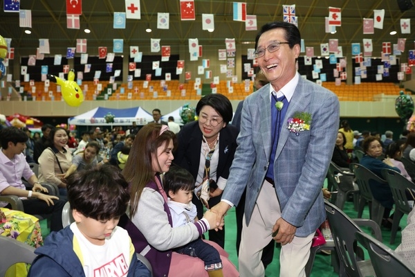 제5회 신안군 다문화가족 한마음축제 성황리 개최..'문화나눔․마음나눔․행복나눔' 5