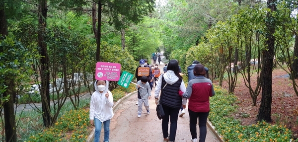 신안군 공무원 자원봉사단 봉사활동..