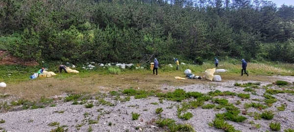 흑산면, 다도해 해양쓰레기 정화활동 실시 2