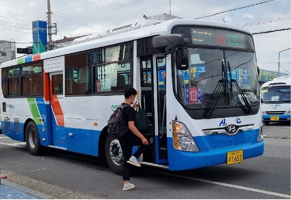 신안군, 초·중·고등학생 100원버스 요금제 시행!!!..