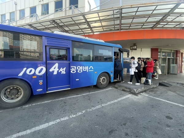 신안∼목포역∼버스터미널 간 광역버스 임시 운행!!..'One-stop으로 기차 이용 편의 제공으로 관광객 증가 예상' 2