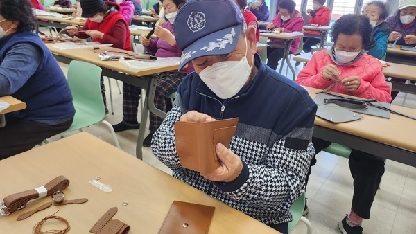 신안군 ‘치매안심마을 운영 ’실시..