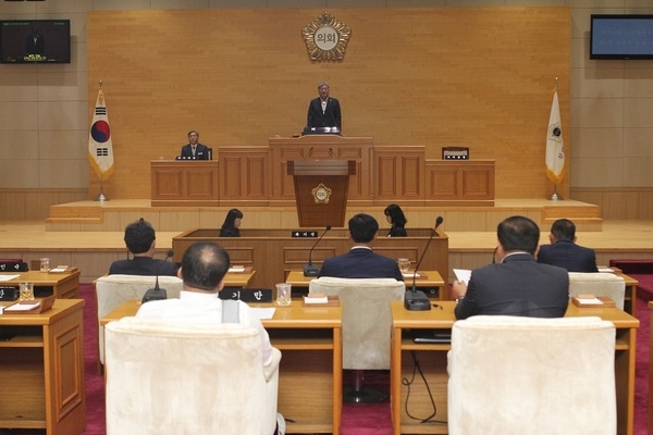 신안군의회, 제320회 제1차 정례회 개회..