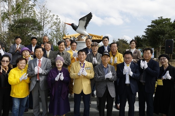 저항시인 최하림 시비 제막 및 제3회 최하림 피오르 문학제 성료..''문학으로 되새긴 시인의 저항 정신과 깊은 문학 세계' 2