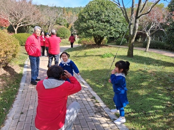 ‘따뜻한 동행으로 마음을 잇다’ 2