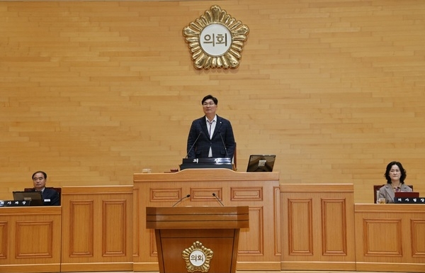 신안군의회 제332회 제2차 정례회 개회..'2025년도 행정사무감사 및 2026년도 예산안 등 처리' 3