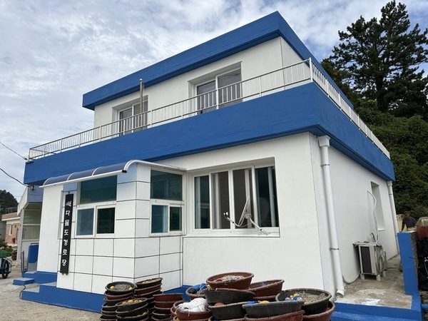 신안군, 경로당 그린리모델링으로 쾌적한 복지공간 조성..